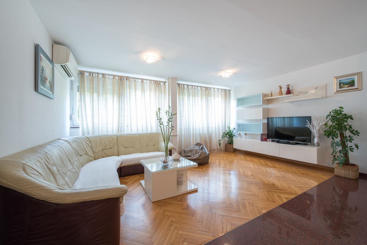 Apartment Vilea Split Buitenkant foto